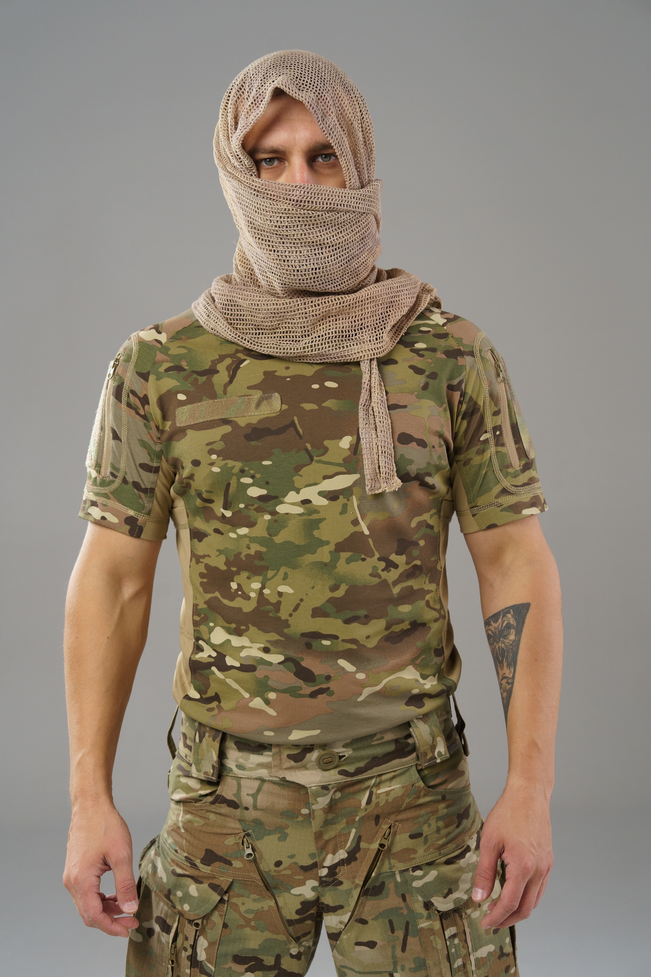 Camouflage mesh scarf