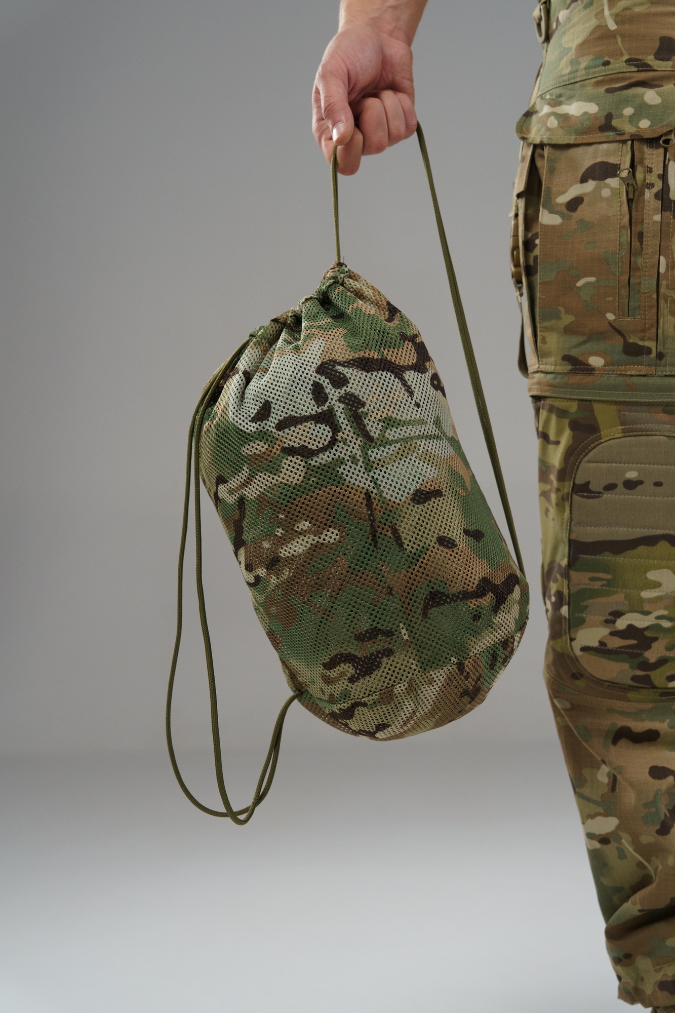 3D Camouflage Mesh Net (with artificial camouflage leaves)