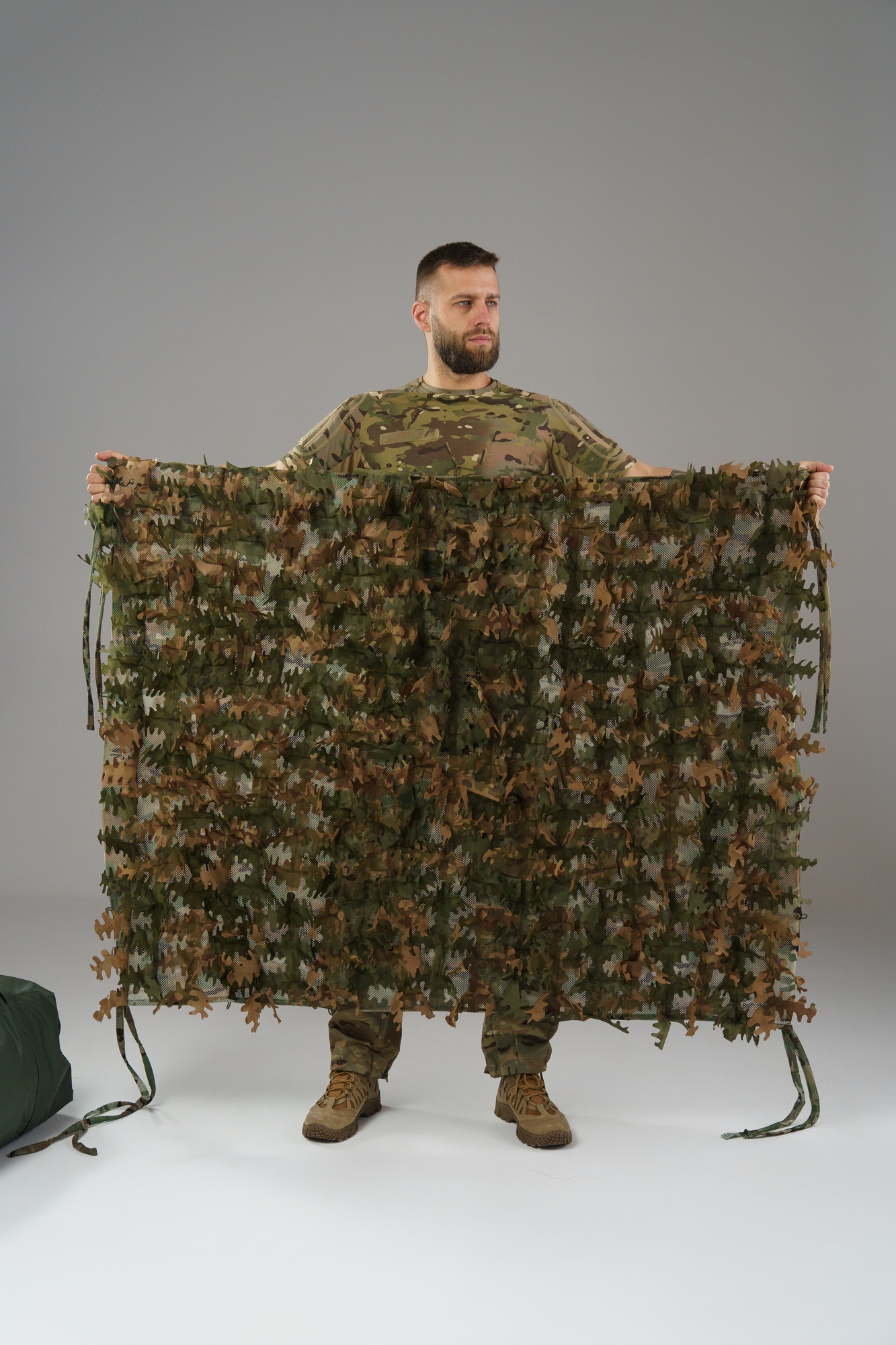 3D Camouflage Mesh Net (with artificial camouflage leaves)