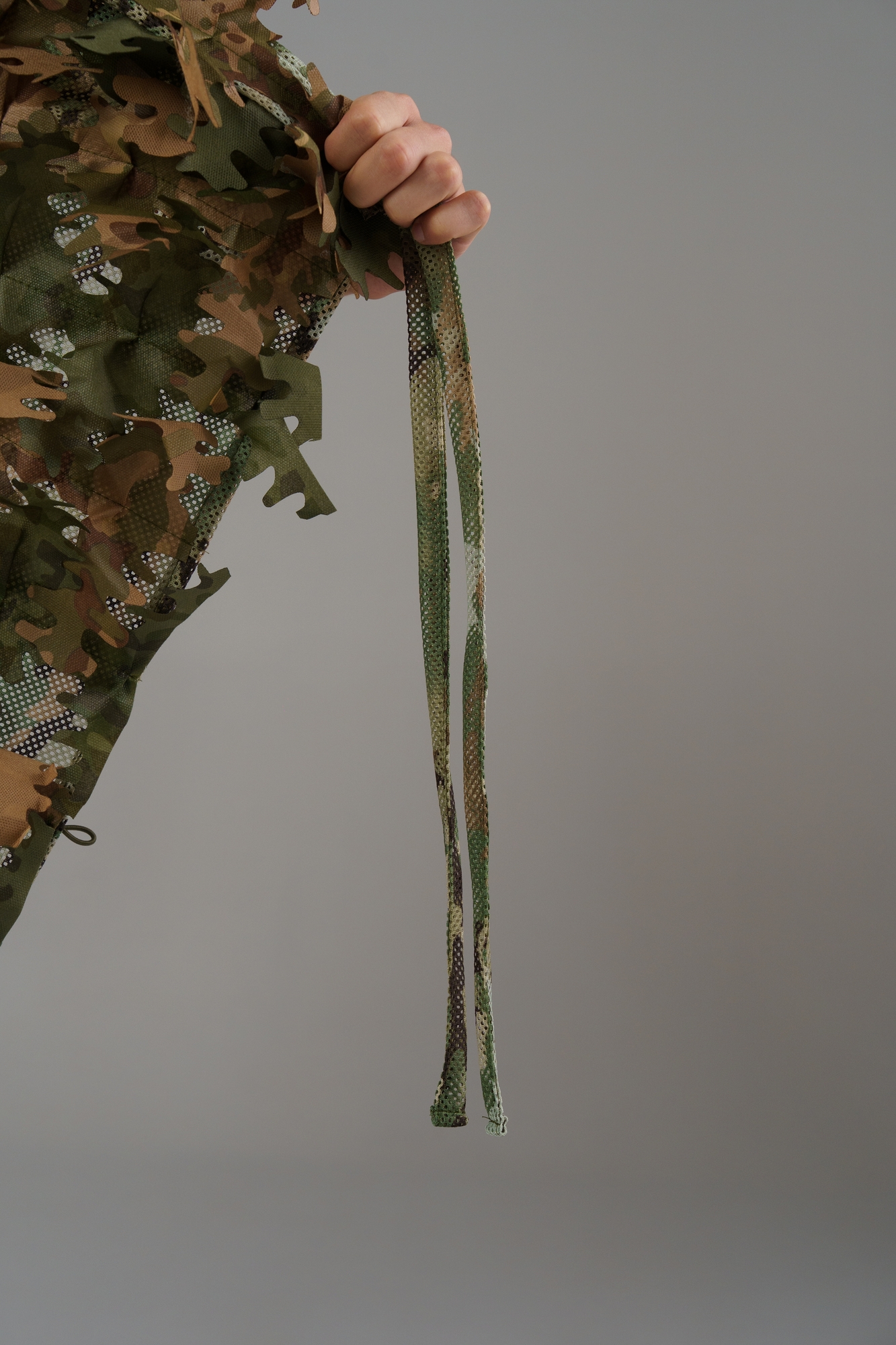 3D Camouflage Mesh Net (with artificial camouflage leaves)