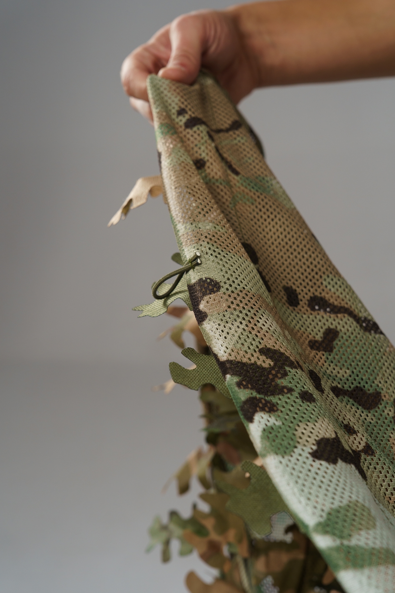 3D Camouflage Mesh Net (with artificial camouflage leaves)