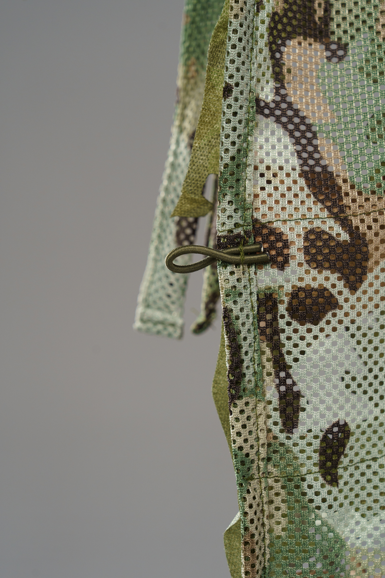 3D Camouflage Mesh Net (with artificial camouflage leaves)